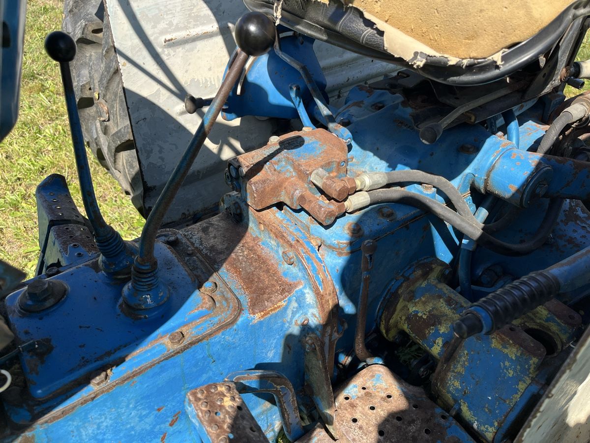 Ford Traktoren: Traktor Ford 3000 Allrad – Gebraucht aus Schwellbrunn von noergeli2009 3
