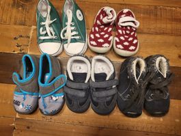 Lot de 5 paires chaussures pointure 20-21