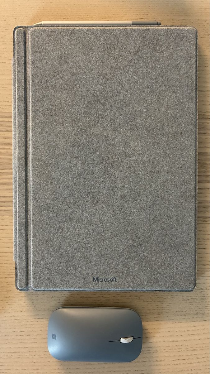 Microsoft Tablettes PC: Microsoft Surface Pro avec clavier, souris et étui – D'occasion à Vevey par Soprano23 2