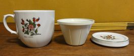 Teetasse mit Brüheinlage und Deckel, Porzellan