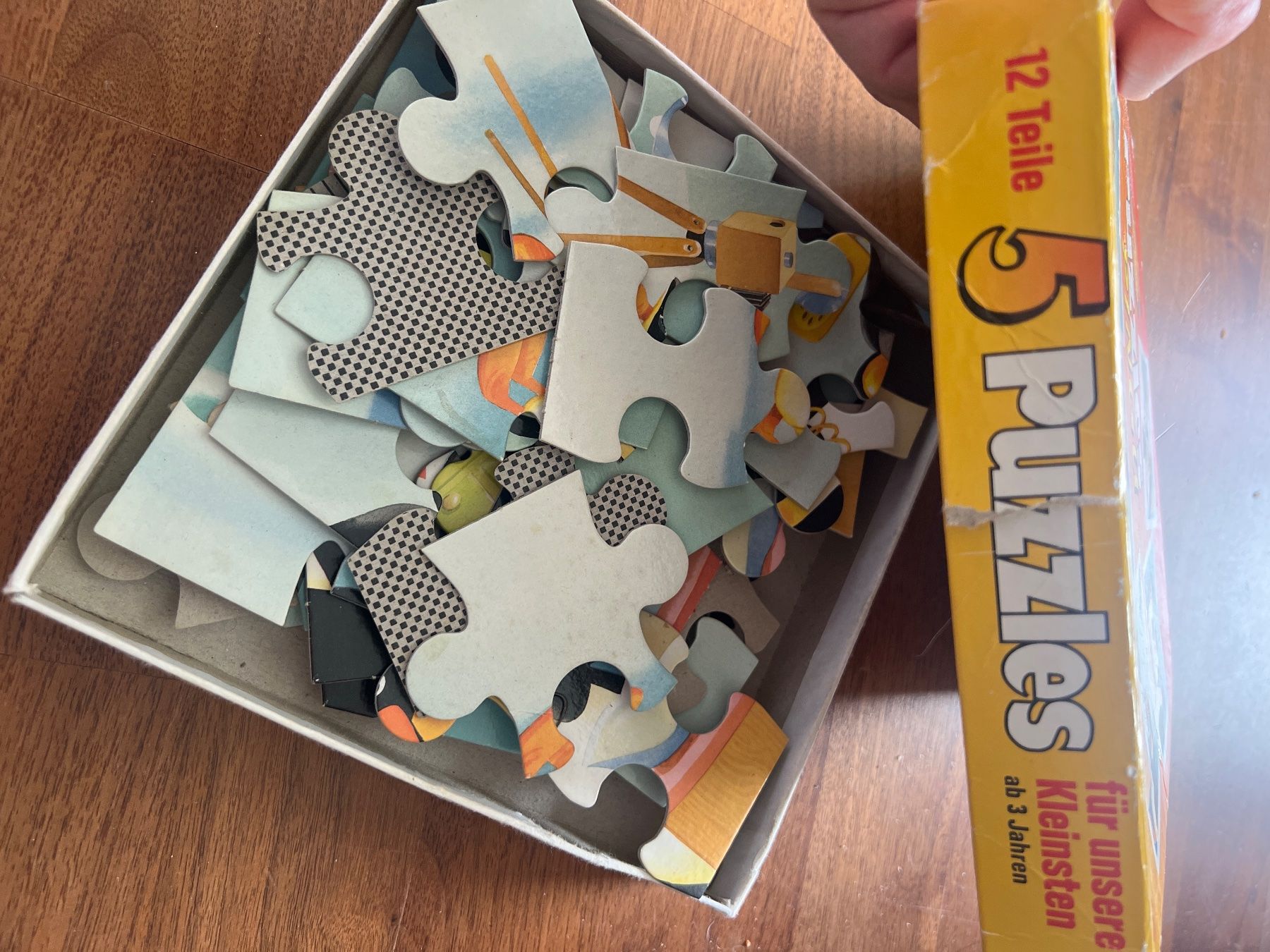 Puzzle: Pingu 5 Puzzles Set 12 Teile pro Puzzle – Difettoso da Jona venduto da Sariksa 2