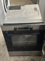 Backofen Zug  V600 mit Wärmeschublade.