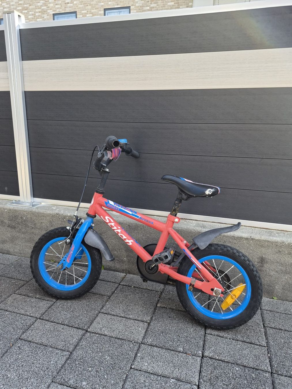 Biciclette: Kinderfahrrad "Stitch" 12 Zoll gebraucht – Usato da Derendingen venduto da Stoouni