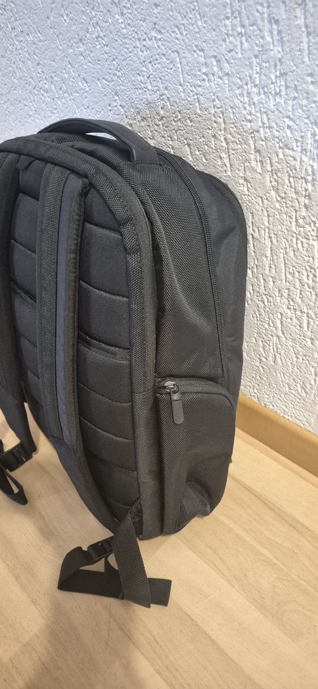 Victorinox Zaini: Victorinox Rucksack schwarz – Usato da Schwyz venduto da Vesparider01 2