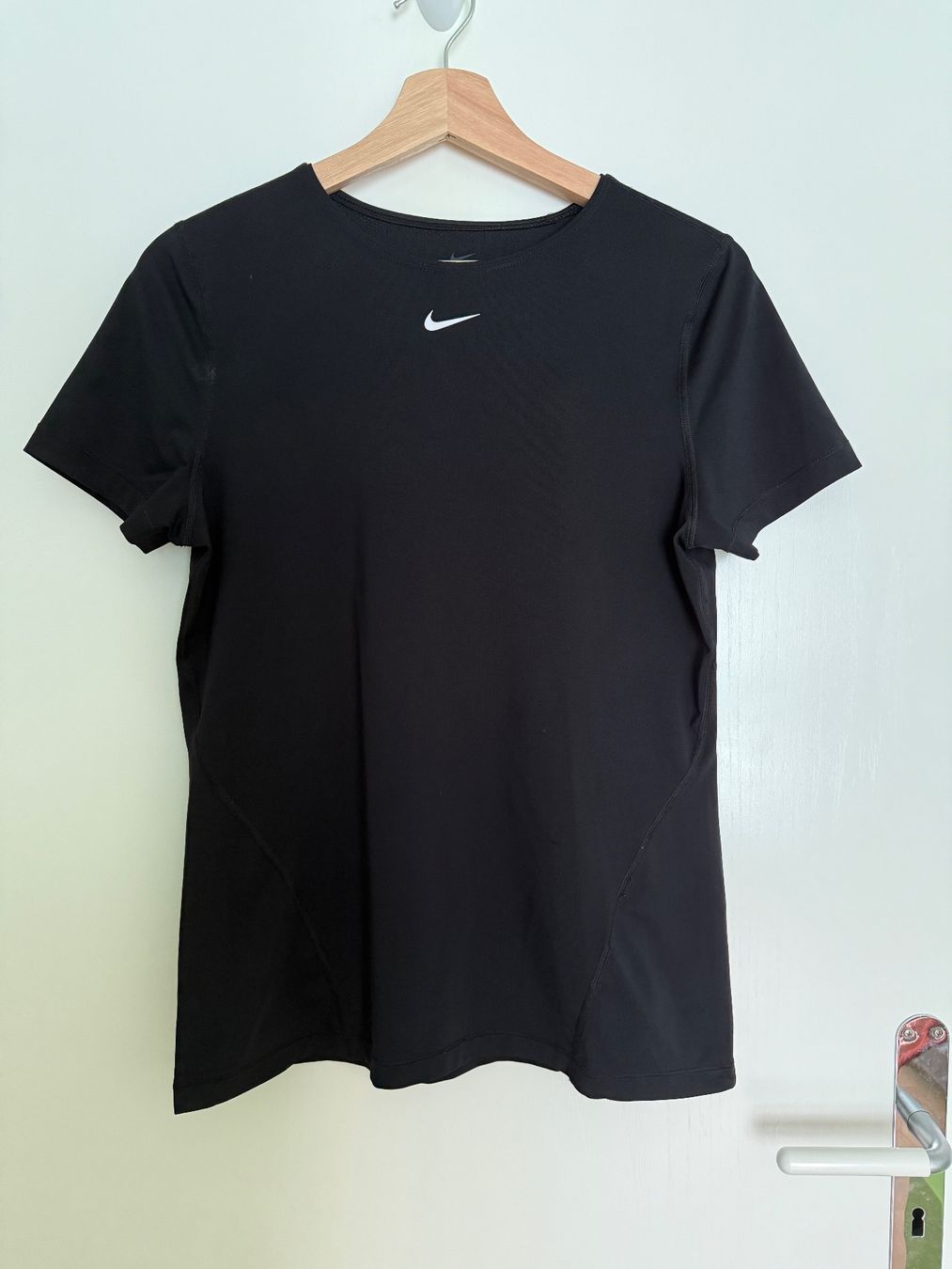 Nike T-shirt: Nike Dri-Fit T-Shirt Grösse M – Usato da ZUFIKON venduto da SULMI01