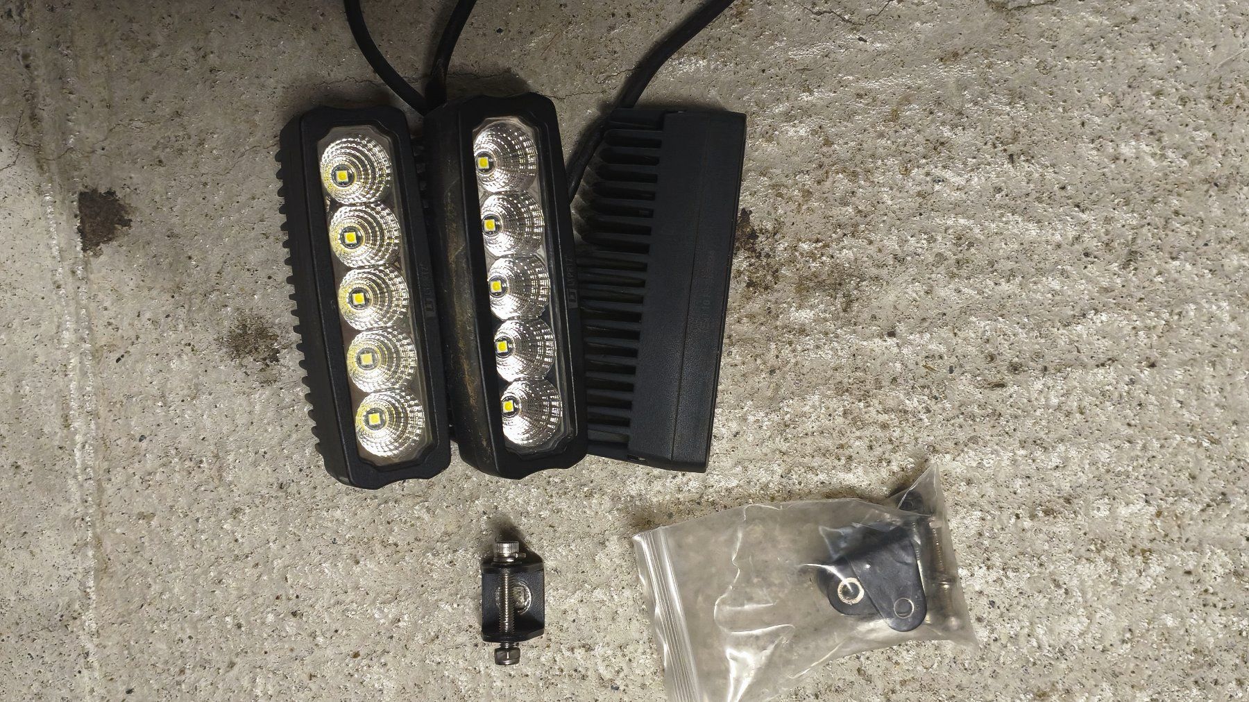 Fari: LED Strahler 12V inkl. Halterung / 3 Stk. – Usato da Wislikofen venduto da Noco1 3