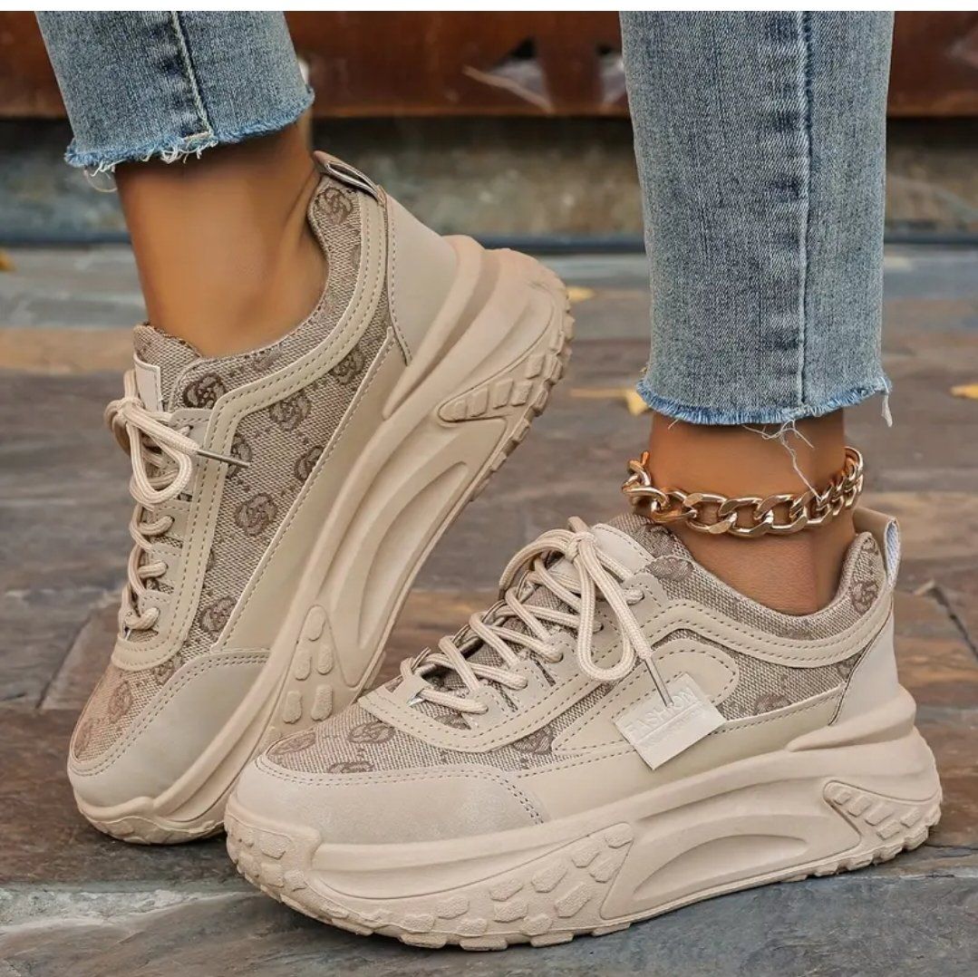 Scarpe da donna: Sneaker Gr. 39/40 – Nuovo e nell'imballaggio originale da St.Peterzell venduto da the2ndchance 1