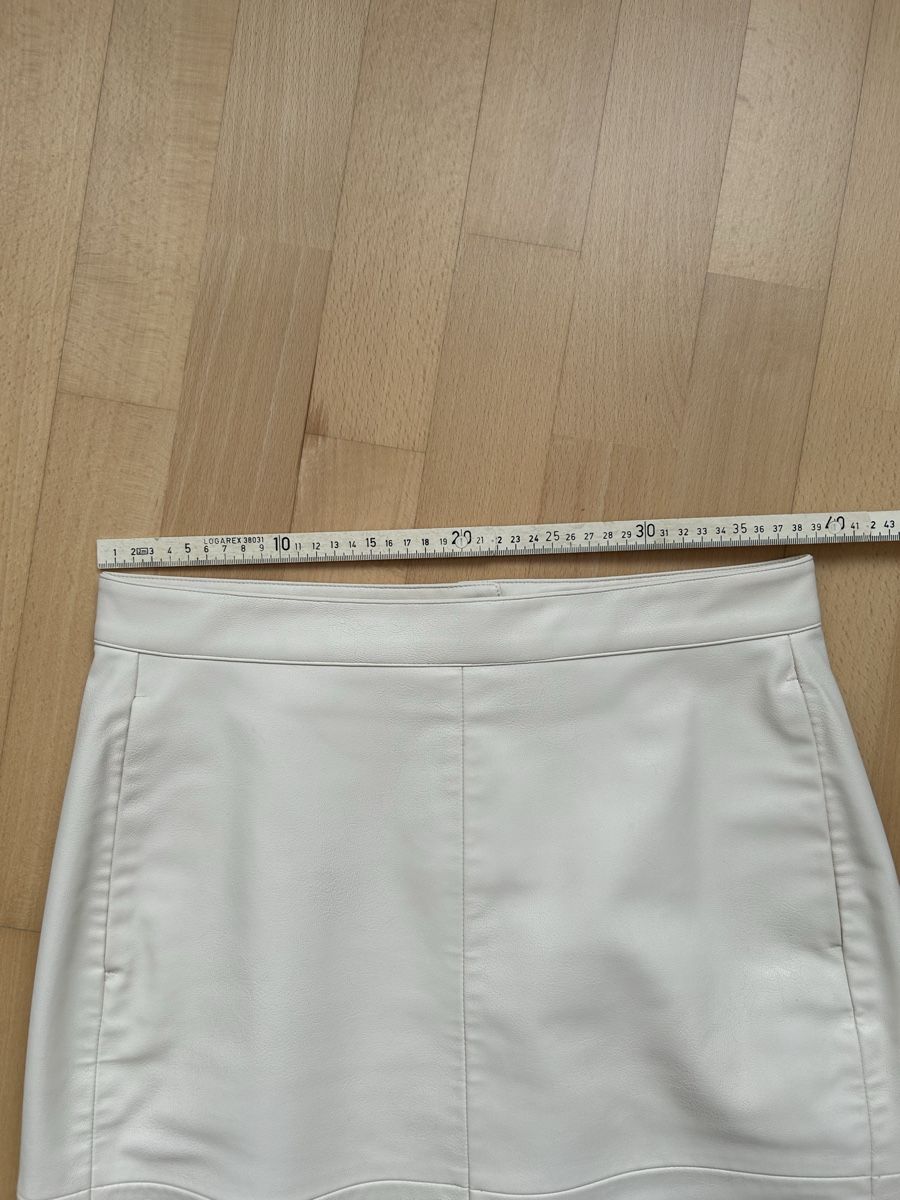 H&M Gonne: Jupe Kunstleder écru, Gr.40 – Usato da Reinach BL venduto da meinstil 7