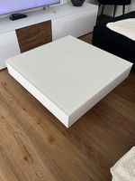 Couchtisch Weissglas mit Schiebefunktion und Stauraum
