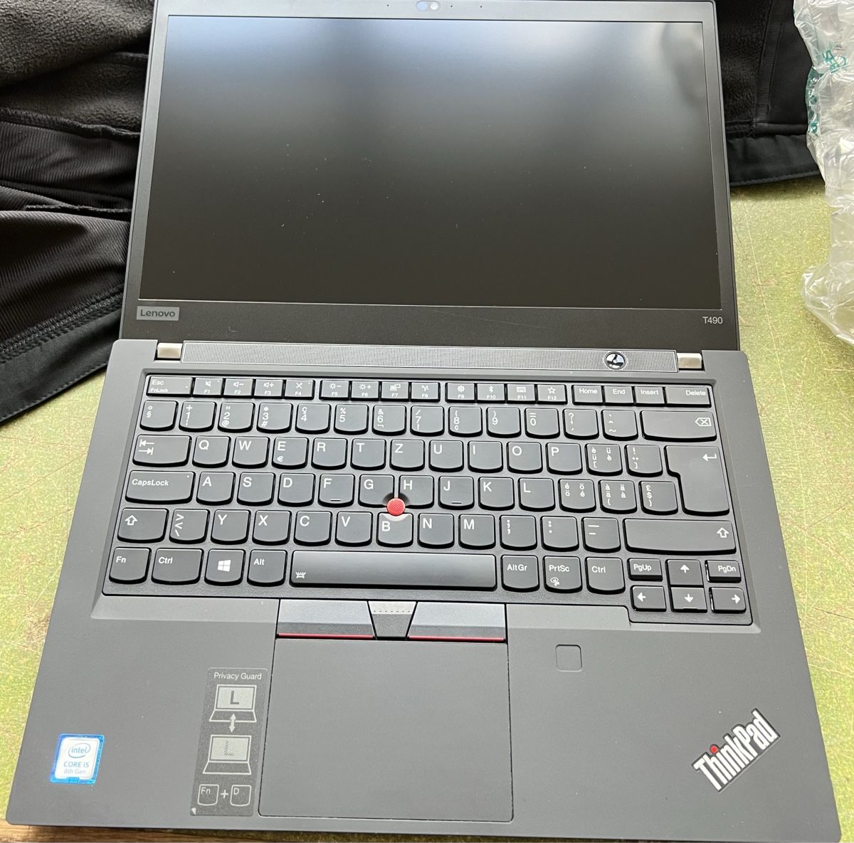 Lenovo Notebook: Lenovo ThinkPad T490 – Nuovo (secondo la descrizione) da Reinach AG venduto da Noar.K