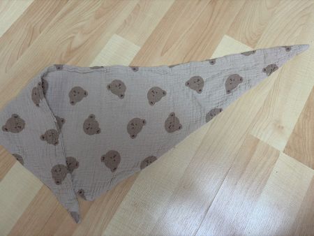 Dreieckstuch Musselin beige mit Bärenmotiv gebraucht
