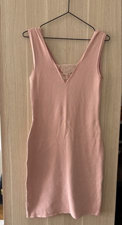 Damen Kleid Rosa V-Ausschnitt Spitze Grösse S Mango