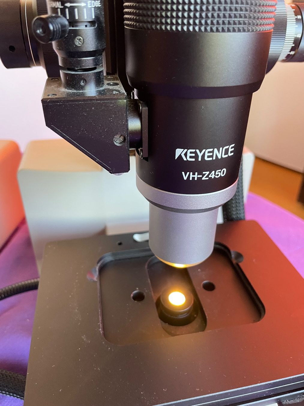 Microscopi: Microscope numérique Keyence VH-5910 + objectif VH-Z450 – Usato da Ollon VD venduto da biocentervilly 2