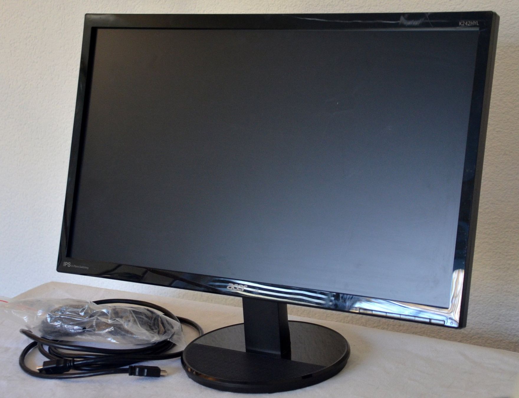 Acer Monitor: Monitor Acer K242HYL  24" moniteur – Usato da Collonges venduto da arashee 1