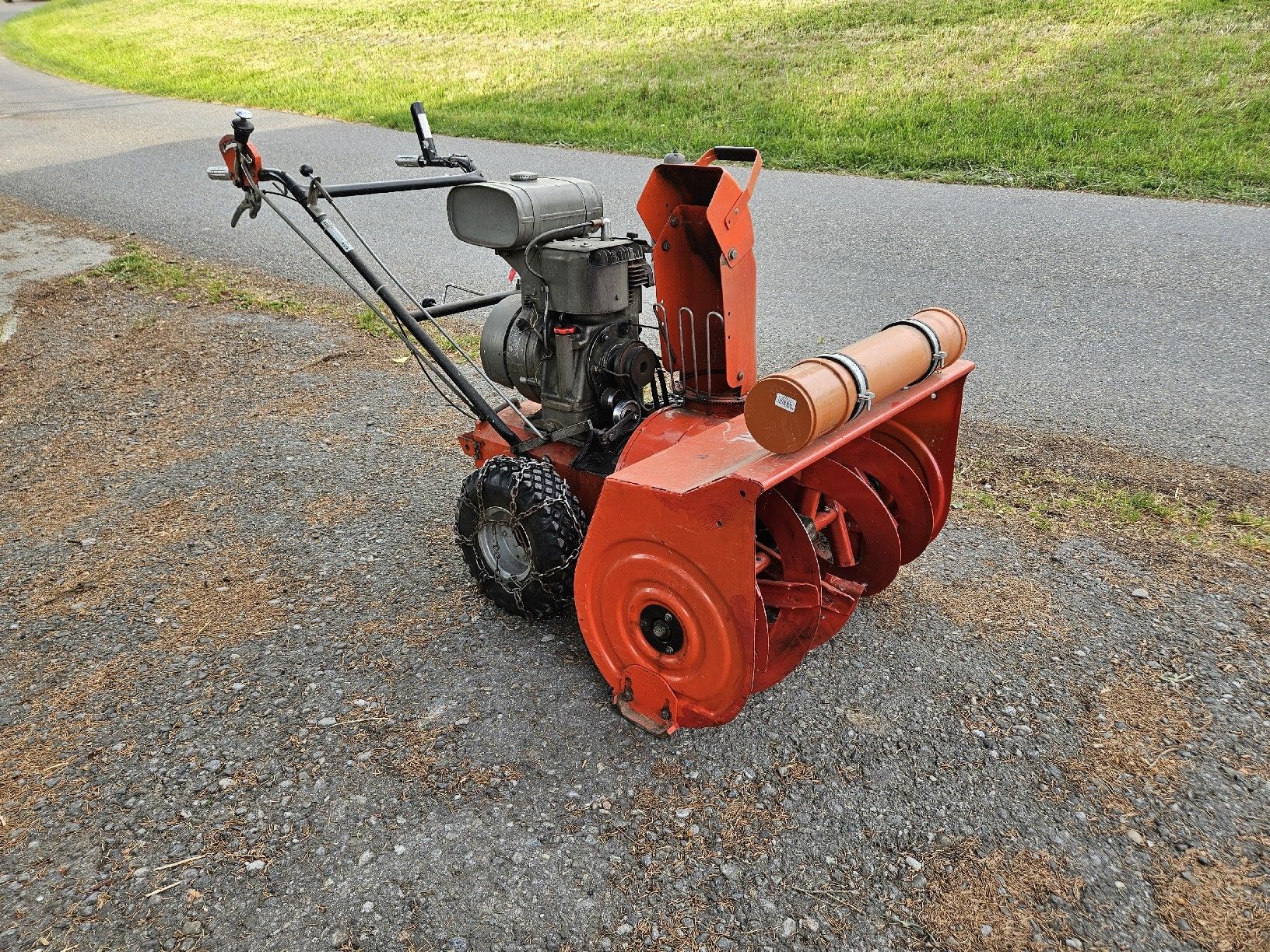Universal Tutte le macchine: Universal Schneefräse mit robustem MAG-Motor – Usato da Ebertswil venduto da Bolomotos 1