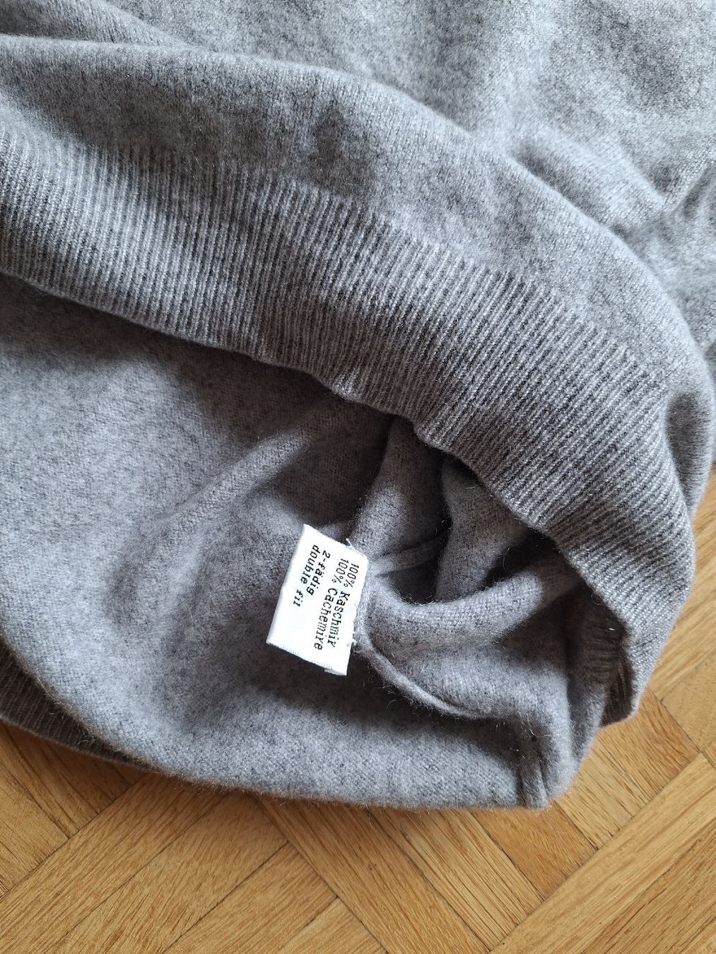 Pulls & Sweat-shirts: 100 % Kaschmir Pulli – D'occasion à Zürich par Nadsh 3
