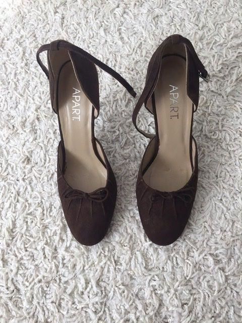 Scarpe da donna: APART Wildleder Pumps – Nuovo (secondo la descrizione) da Kreuzlingen venduto da shopaholicatheart_2 1