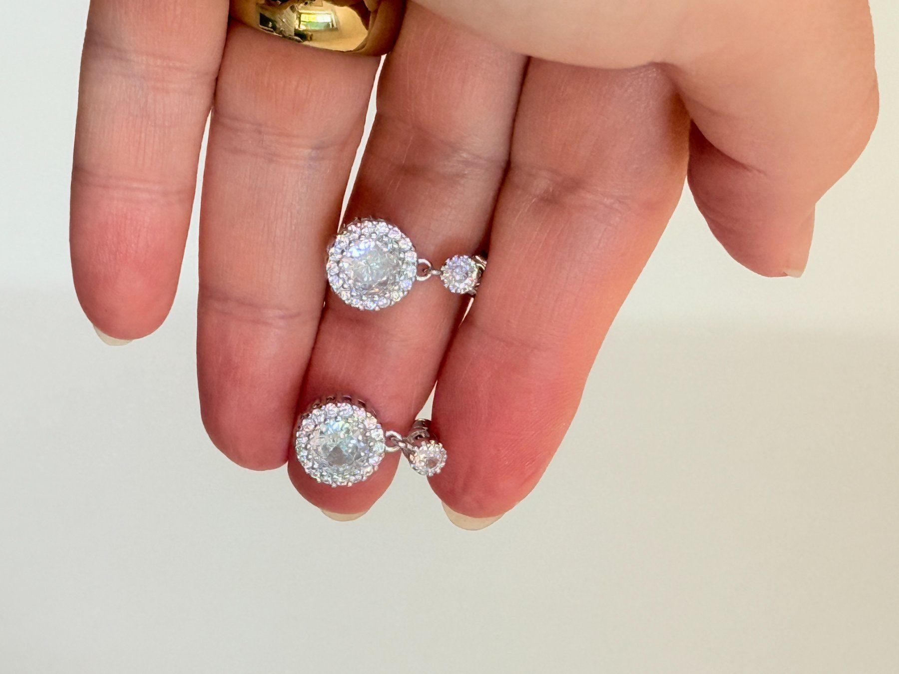 Orecchini pendenti & Orecchini a lobo: Boucles d'oreilles élégantes ✨ – Nuovo e nell'imballaggio originale da Genève venduto da AWWA 8