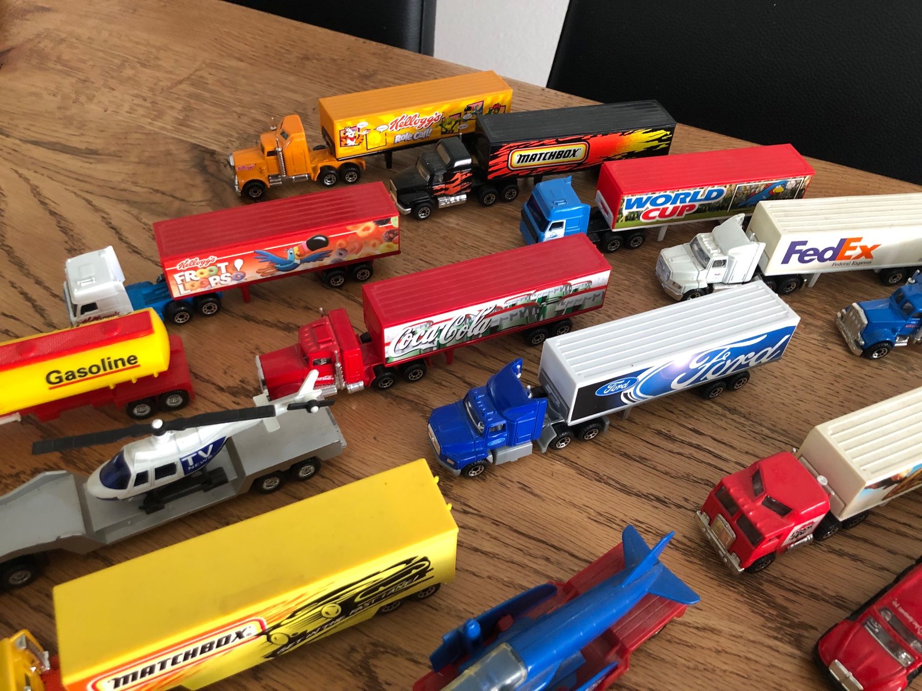 Matchbox Modellautos: MATCHBOX CONVOY TRUCKS Vintage – Gebraucht aus Buochs von  1