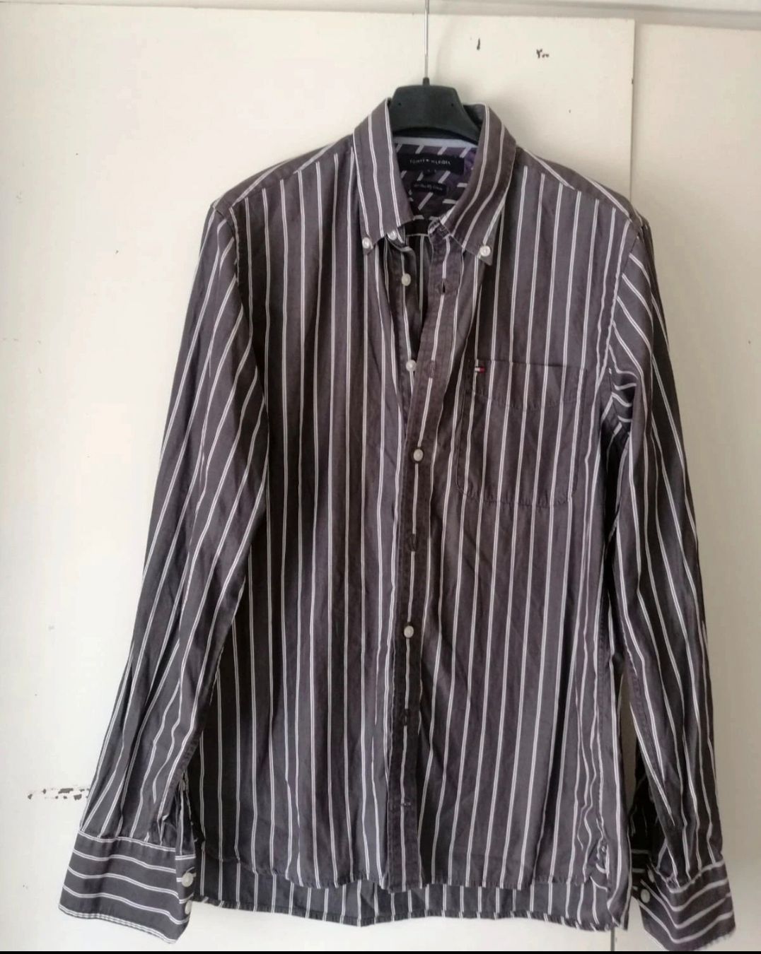 Tommy Hilfiger Camicie: Chemisier Tommy Hilfiger rayé - Taille S - Impeccable! – Usato da Lausanne venduto da Kitty_Friperie 3