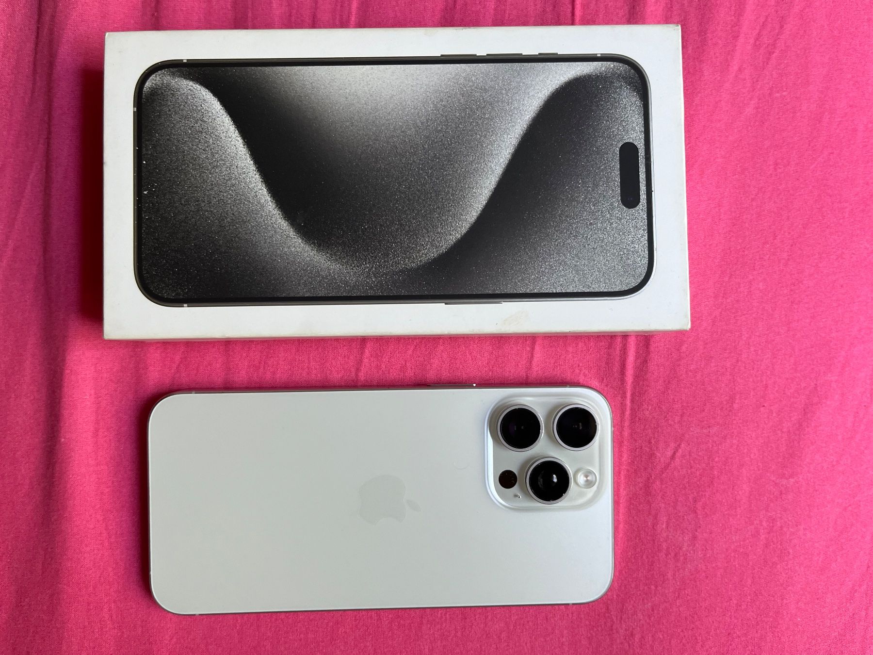 Apple Portables: iPhone 15 Pro Max – D'occasion à Gontenschwil par oma_99xj