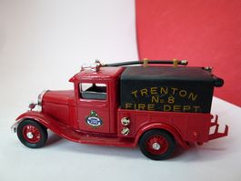 Feuerwehr Ford 32 - m. Leitern  "Trenton" %% Ausverkauf %%