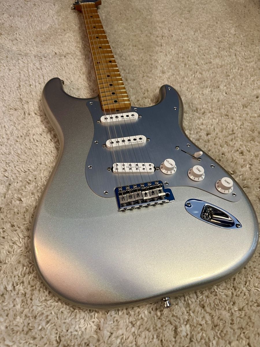 Fender Musikinstrumente: Fender Stratocaster H.E.R – Gebraucht aus La Tour-de-Trême von Amarokc_Game