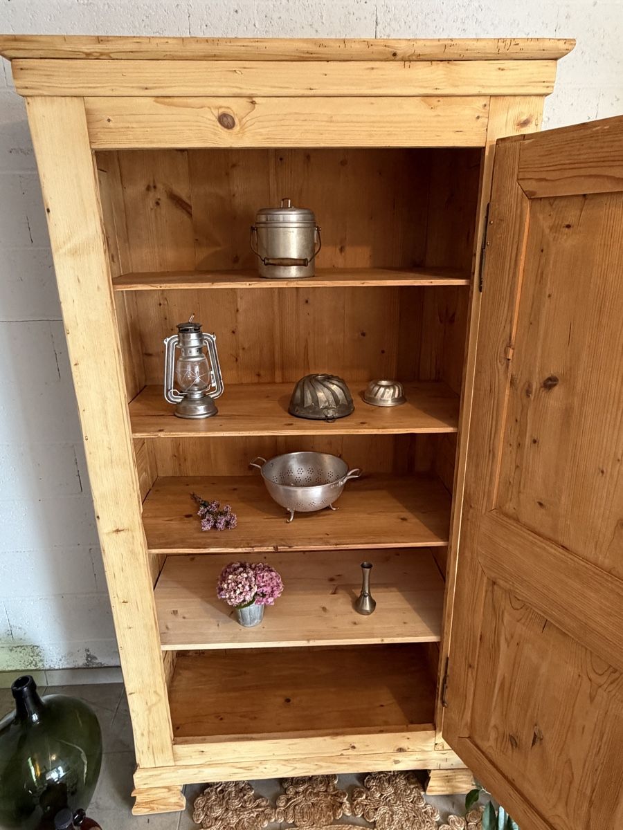 Armadi: Ancienne armoire une porte  – Usato da cheyres venduto da Bigbig00 2