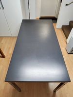 Robuster Esstisch /Bürotisch