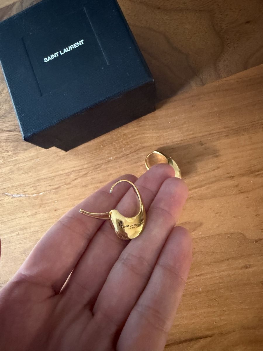 Saint Laurent Orecchini pendenti & Orecchini a lobo: YSL earrings – Nuovo (secondo la descrizione) da zürich venduto da Treasure1415 2
