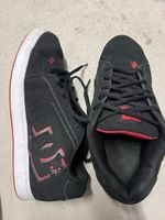 DC Schuhe, Grösse 44,5 Schwarz/Rot - Top Zustand!