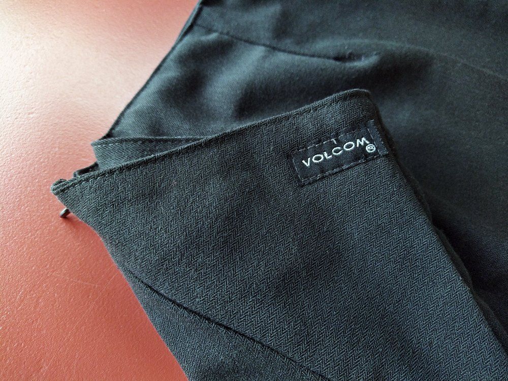 Jupes: Jupe Volcom Stone – D'occasion à Morgins par Laurentcorinne 5