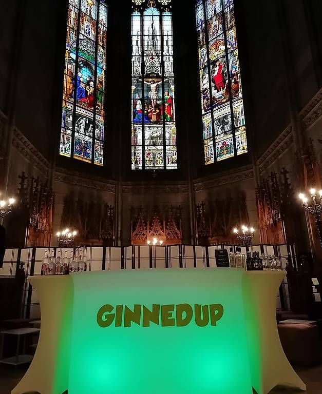 Allestimento di negozi e stand fieristici: LED-Bar Neuwertig zu verkaufen – Usato da Oberdorf BL venduto da alicia26
