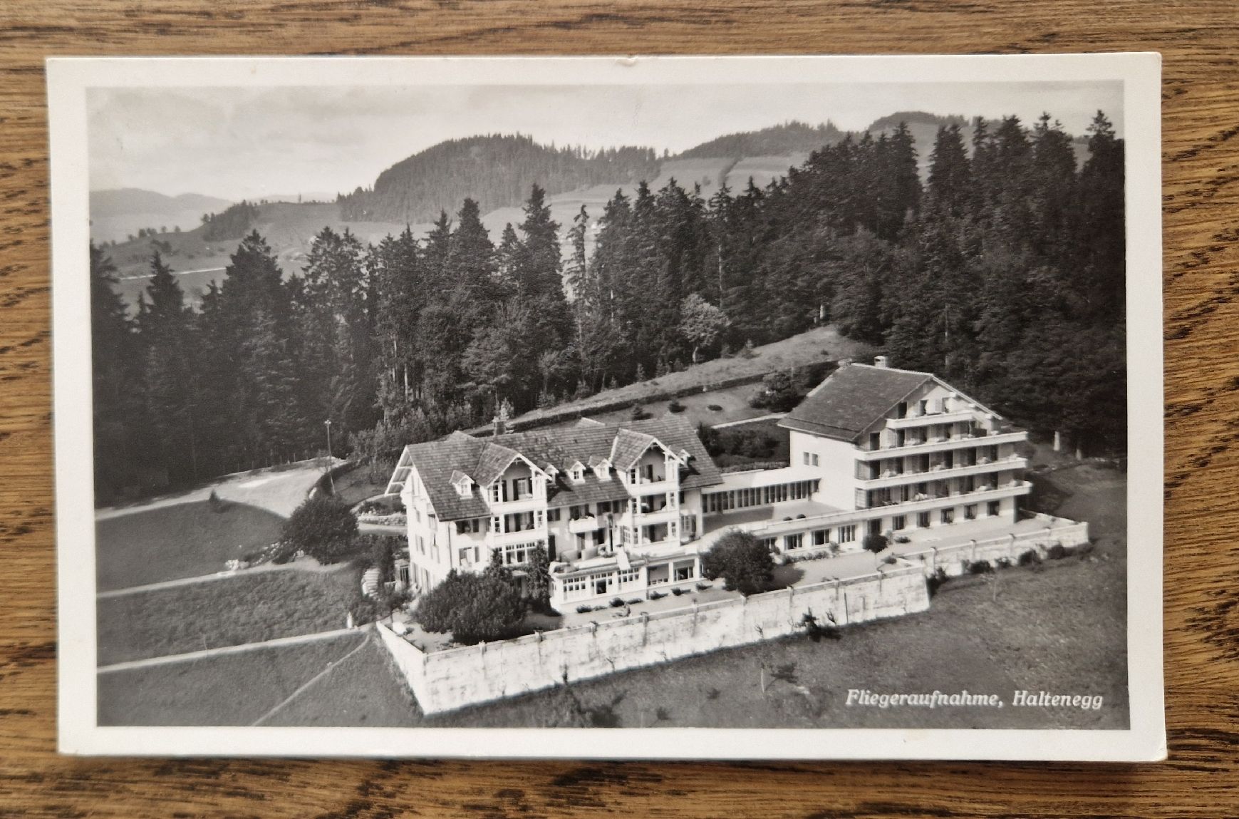 Cartoline postali: Flugaufnah.e Haltenegg 1933 – Usato da Ebikon venduto da Donar50