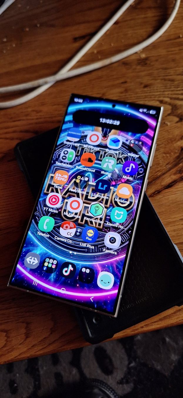 Samsung Telefoni cellulari / Smartphones: Galaxy S24 Ultra 256gb – Usato da Steinhausen venduto da hexli12