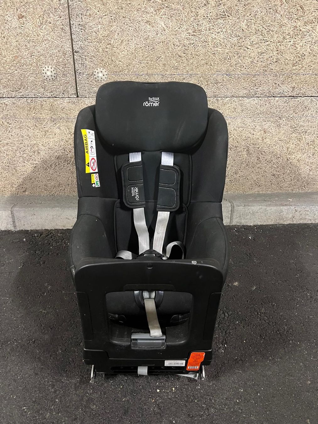 Seggiolini per auto: Kinderautositz britax Römer SWINGFIX MI-SIZE – Usato da Root venduto da Aravy
