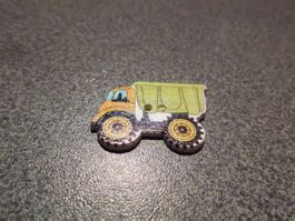 Knopf Lastwagen grün (Nr.1)