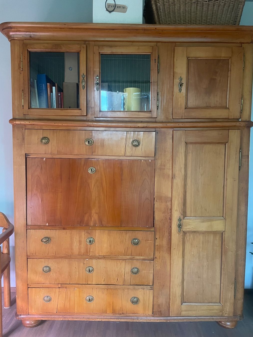 Schränke: antikes Buffet antiker Schrank – Gebraucht aus Steffisburg von mnyff
