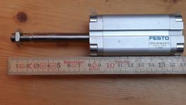 Festo ADVU-25-50-A-P-A Zylinder, neuwertig, Top Zustand!