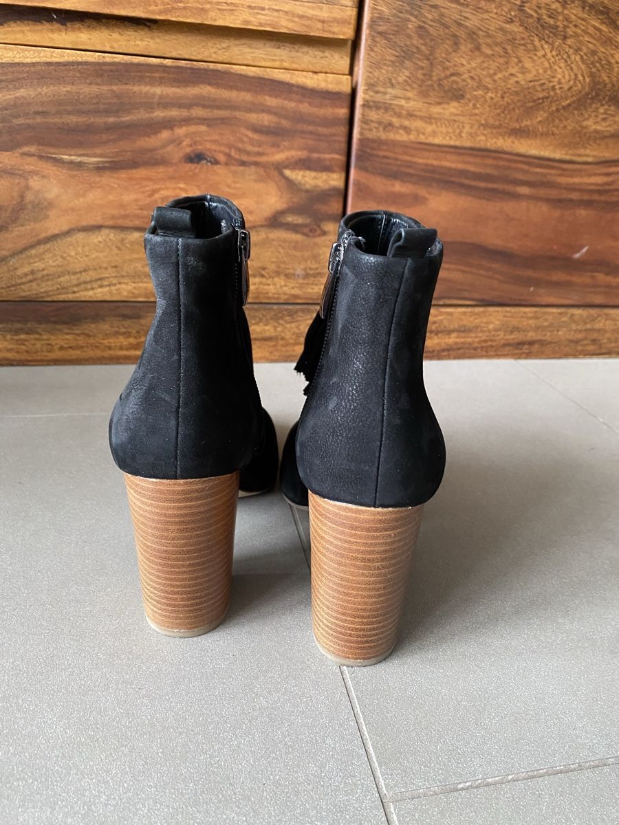 French Connection Scarpe da donna: French Connection Leder Damen Stiefeletten – Usato da Belp venduto da Zeyzey09 2
