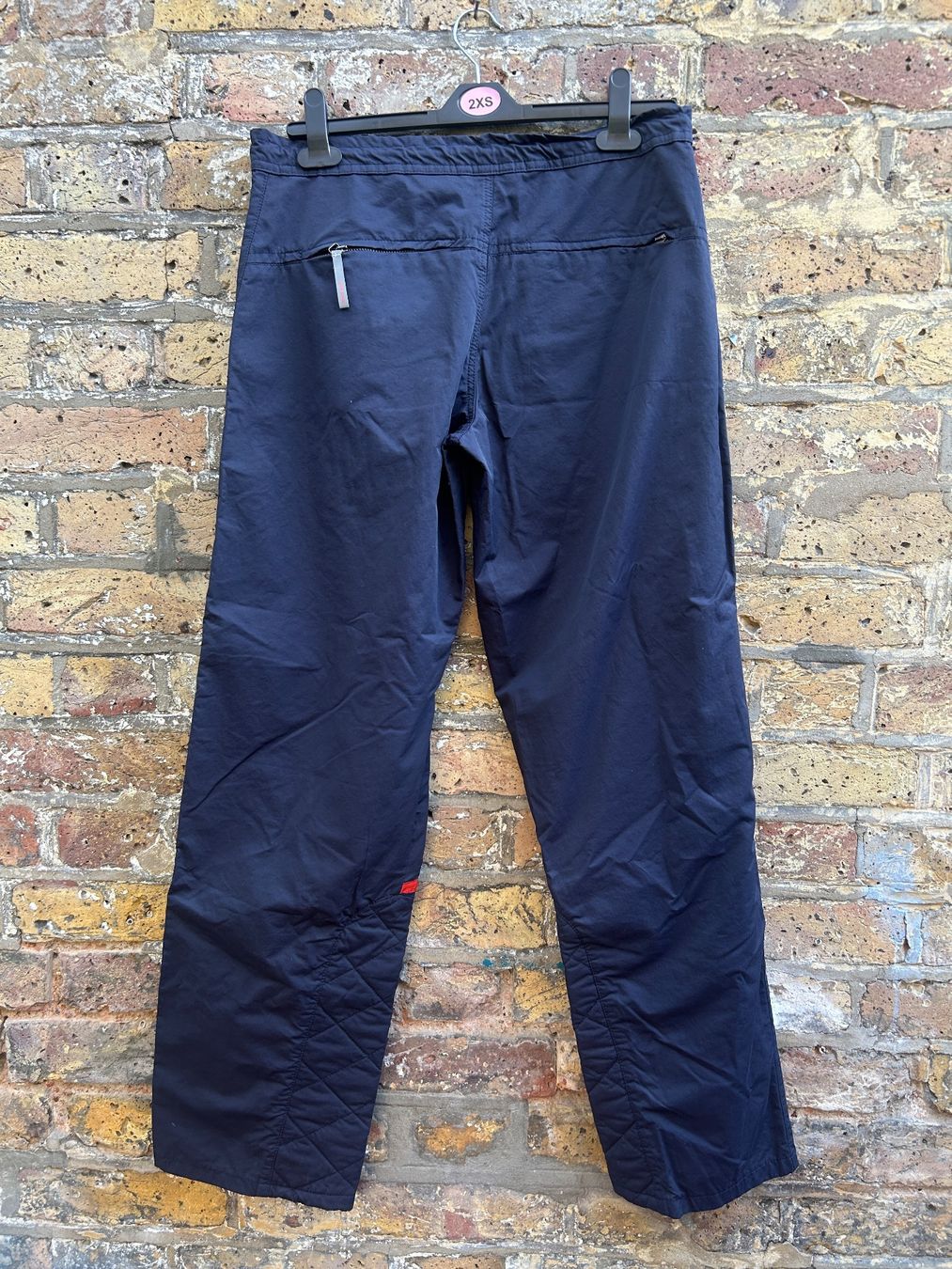 Versace Pantalons: Versace pants with refelective details – D'occasion à basel par wastedworld 4