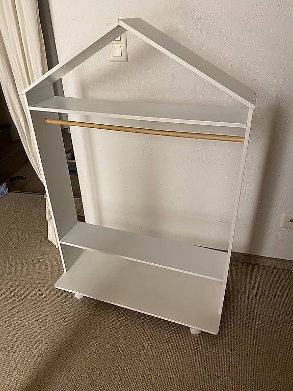 Guardaroba: Garderobe Montesori – Usato da Ermatingen venduto da chaeschueche69
