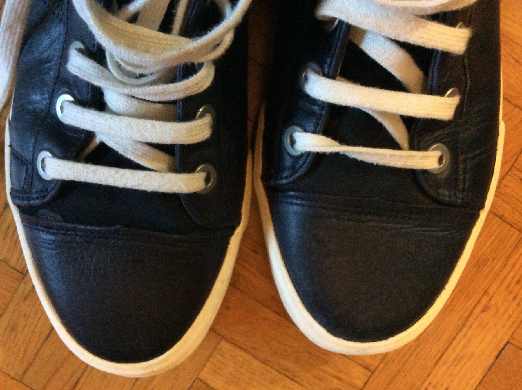 Helly Hansen Scarpe per ragazzi: Helly Hansen baskets montantes cuir pointure 41, 26cm – Usato da Le Mont-Pèlerin venduto da dundun1 6