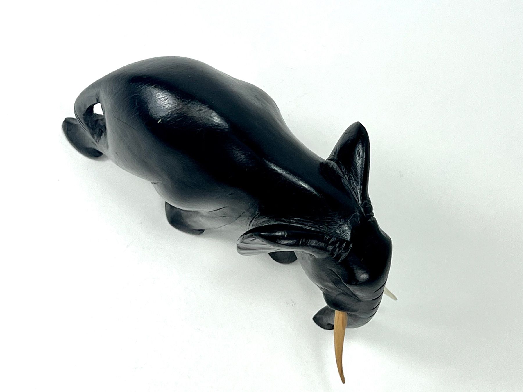 Figuren: Elefantenfigur Ebenholz Tansania handgeschnitzt – Gebraucht aus Zürich von Arche_Brockenhaus 6