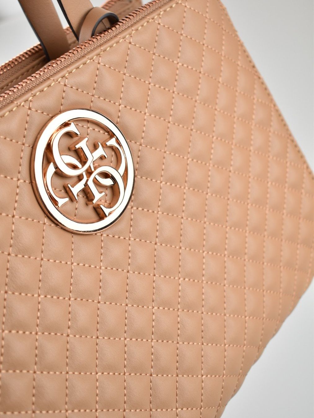 Guess Taschen für Damen: Guess Hand/Umhängetasche, neuwertig – Neu (gemäss Beschreibung) aus Nürensdorf von 2ND_STORY 5