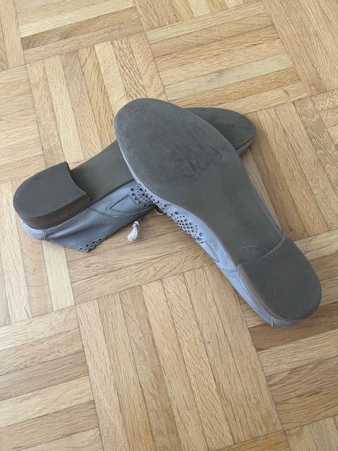 Scarpe da donna: Sommer - Halbschuhe Gr. 40 Leder! – Nuovo (secondo la descrizione) da Walenstadt venduto da ricamul 7