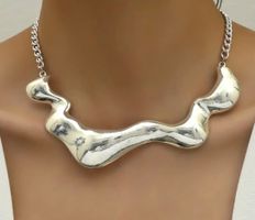 Perfekter Auftritt - edles/seltenes Modeschmuck-Collier,40cm