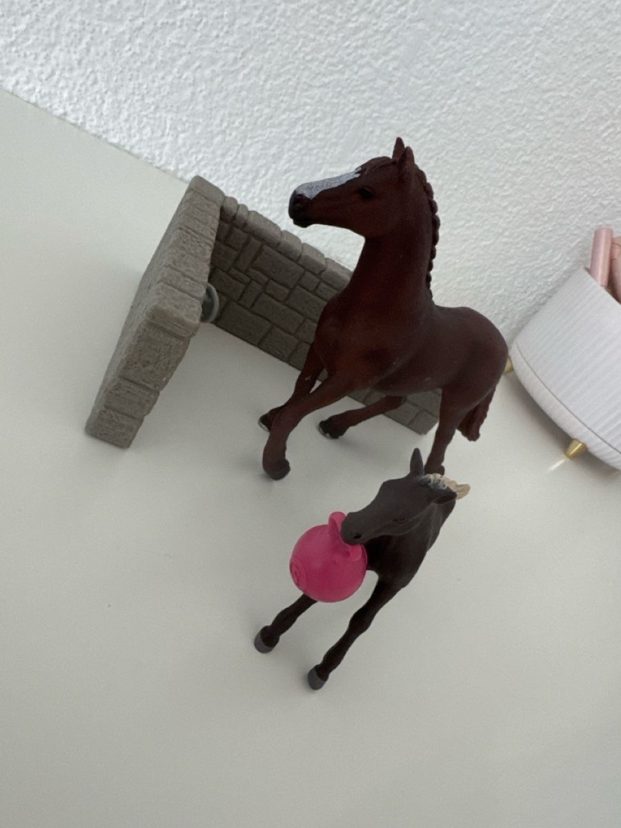 Schleich Giocattoli: Schleich Pferd – Usato da Eich venduto da PMagnum