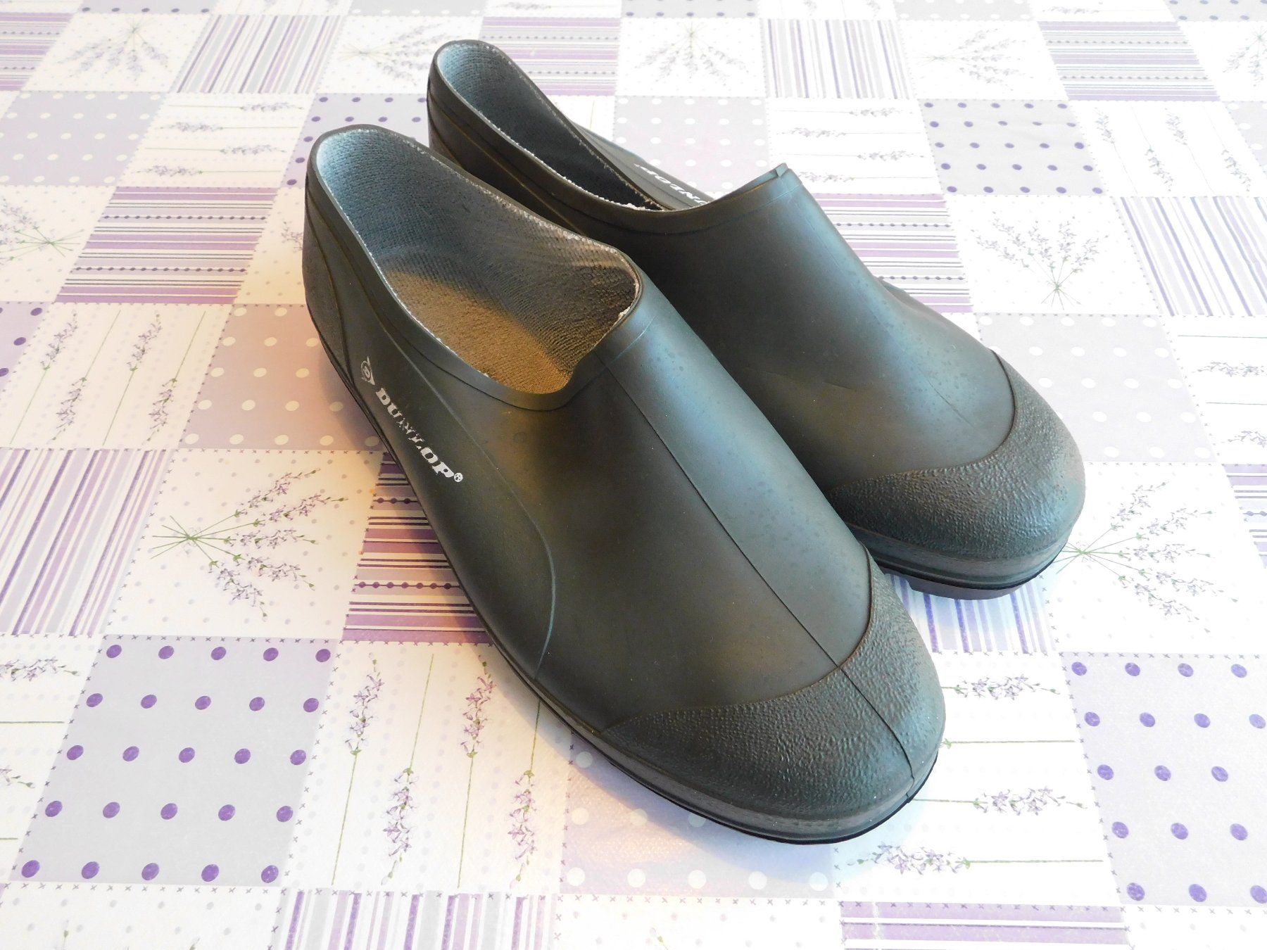 Herrenschuhe: Dunlop Gartenclocs Grösse 44 – Gebraucht aus Strengelbach von Wedi73 3