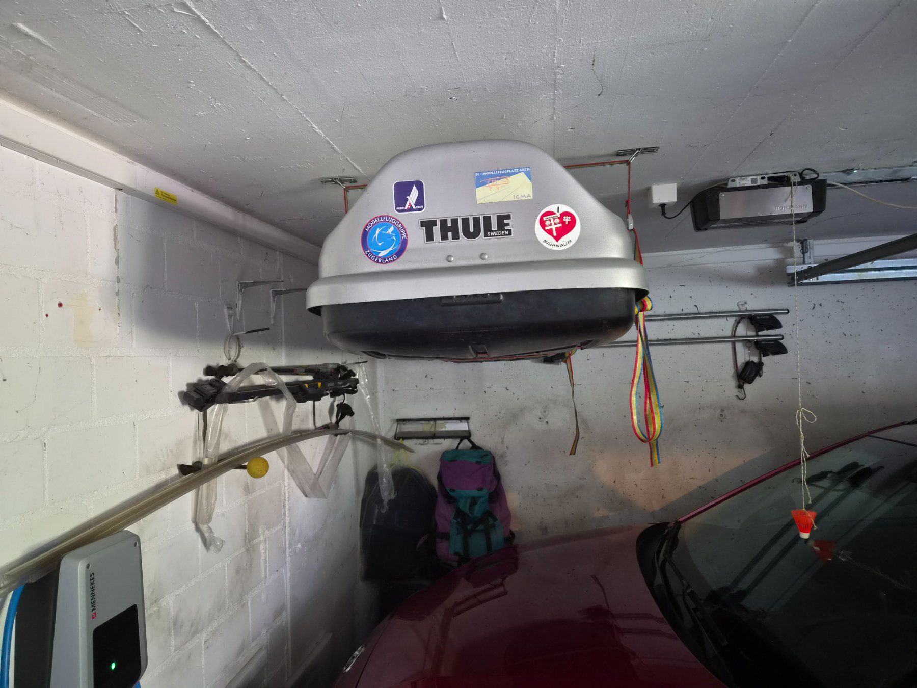 Thule Box da tetto: Thule Dachbox 225cm x 55cm – Usato da Arth venduto da Heire 1